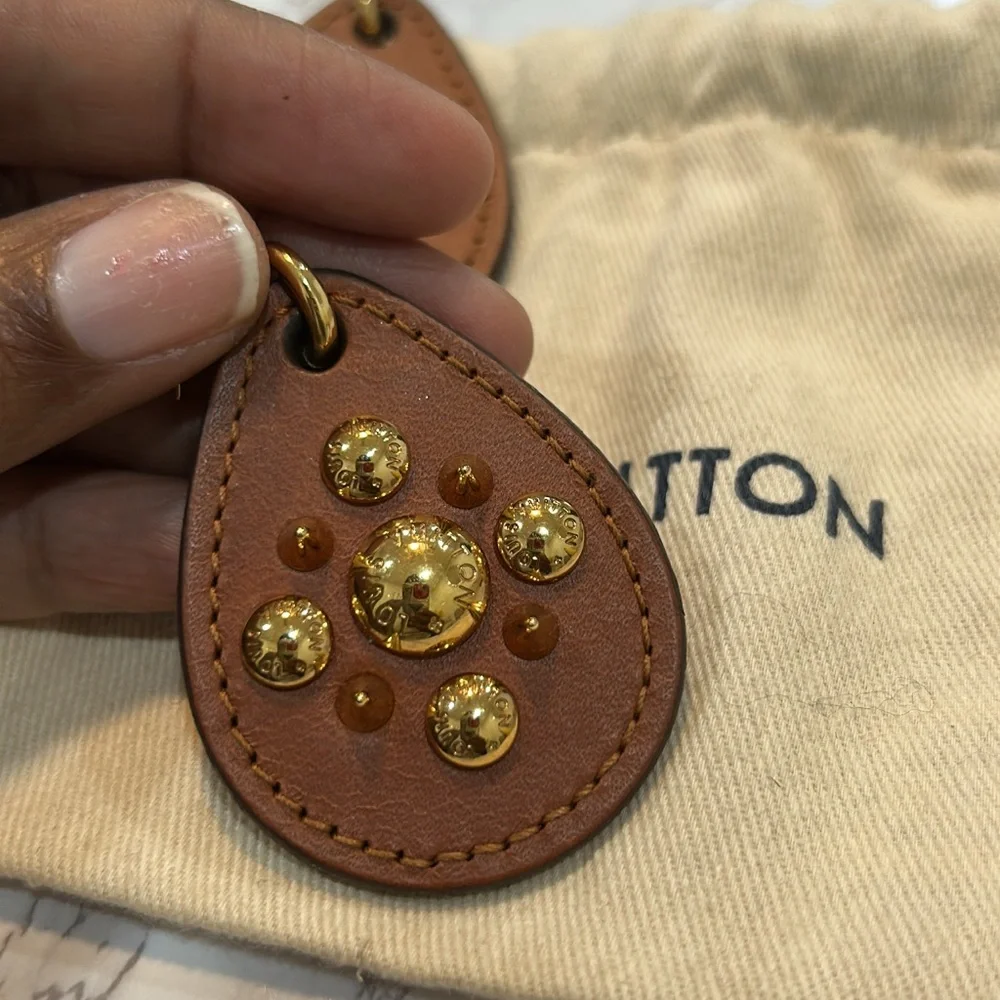 Louis Vuitton leather studded drop earrings - Picture 2 of 5